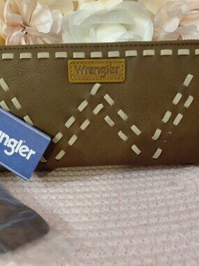 Wrangler Wristlet Clutch Retro Western Style Card Holder with RFID